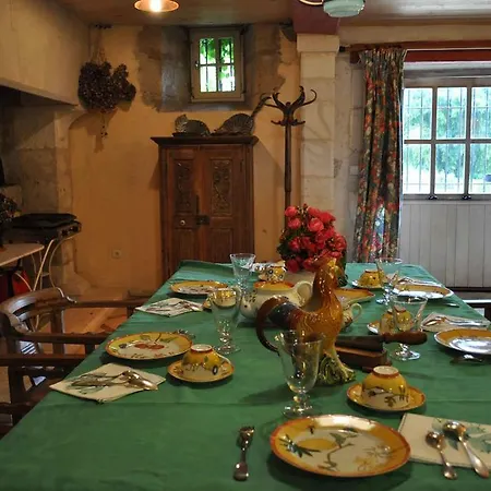 Manoir De Longecote Guest house Chanterac