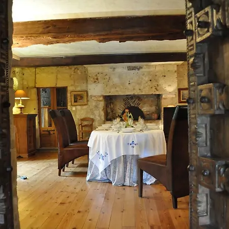 Manoir De Longecote Guest house *